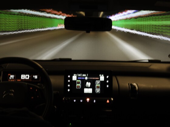 Ab wieviel km/h gings nochmal mit dem  DeLorean zurück in die Zukunft ? :D