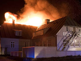 Svinkløv Badehotel auf den Boden verbrannt